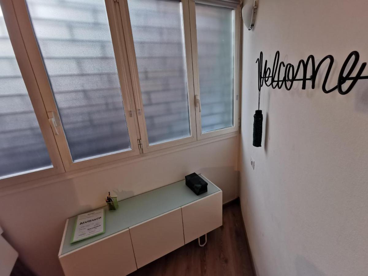 Likehome Milano - Via Scaldasole Loft Extérieur photo